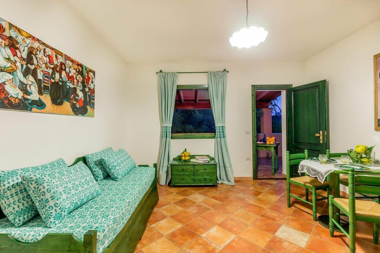 Residence Sos Alinos Кала Либерото Екстериор снимка